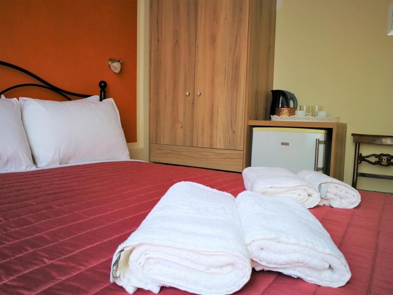 Apollon Hotel Chania  Exterior photo